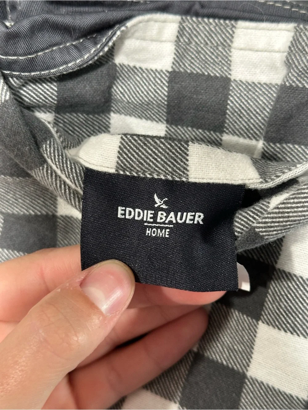 6 Eddie Bauer Pillow Shams 20”x36”